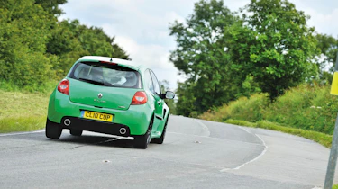 Renaultsport Clio 200 Cup vs Toyota GT86