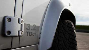 Nene Icon Land Rover Defender 90 Sport Wagon