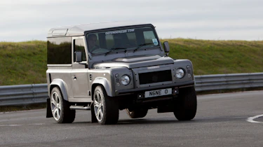 Nene Icon Land Rover Defender 90 Sport Wagon