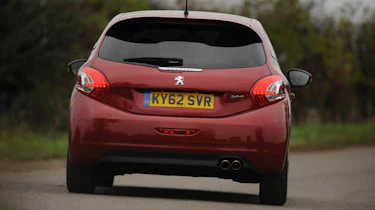 Peugeot 208 Feline THP 156 rear