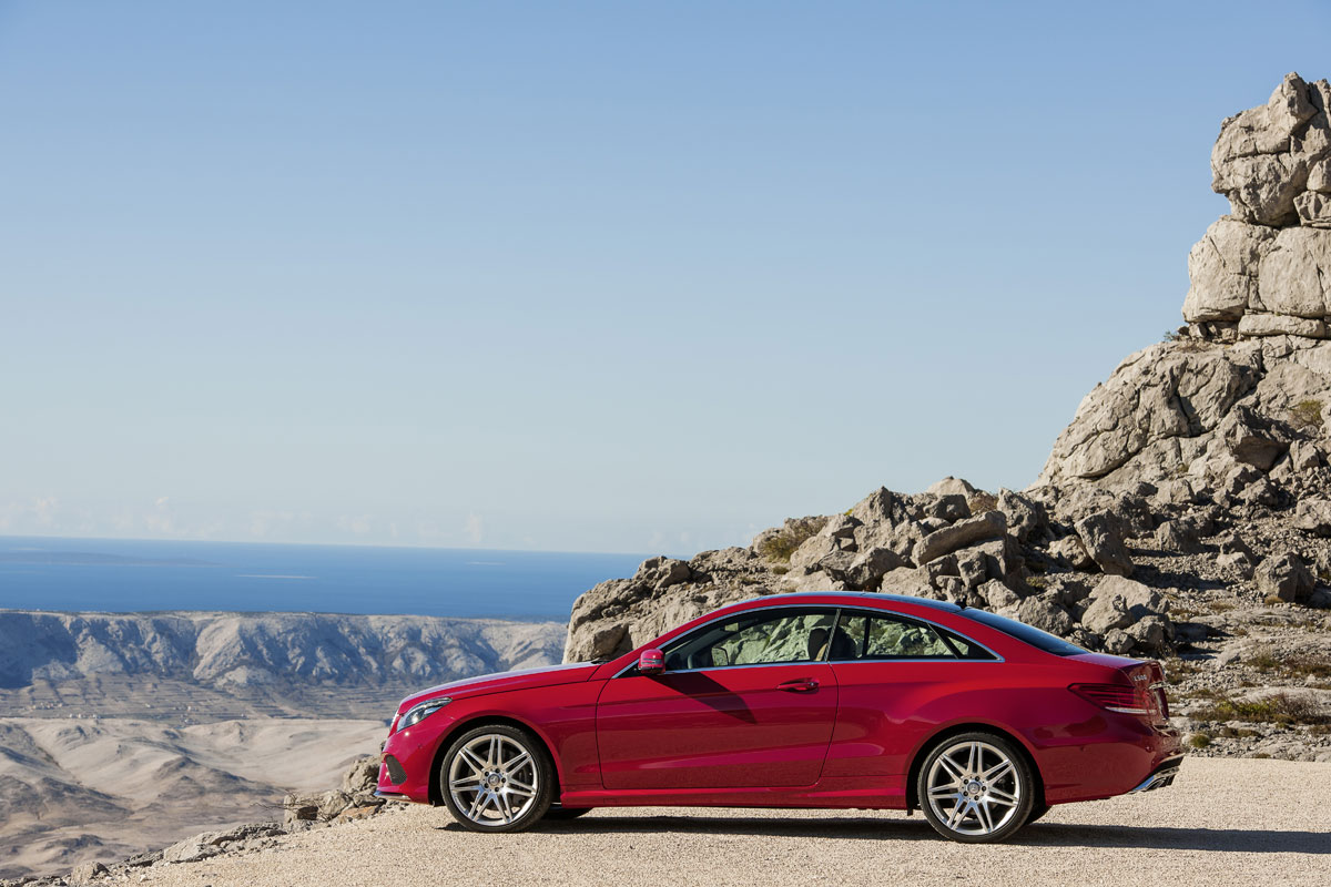 Mercedes-Benz E-Class Coupe pictures