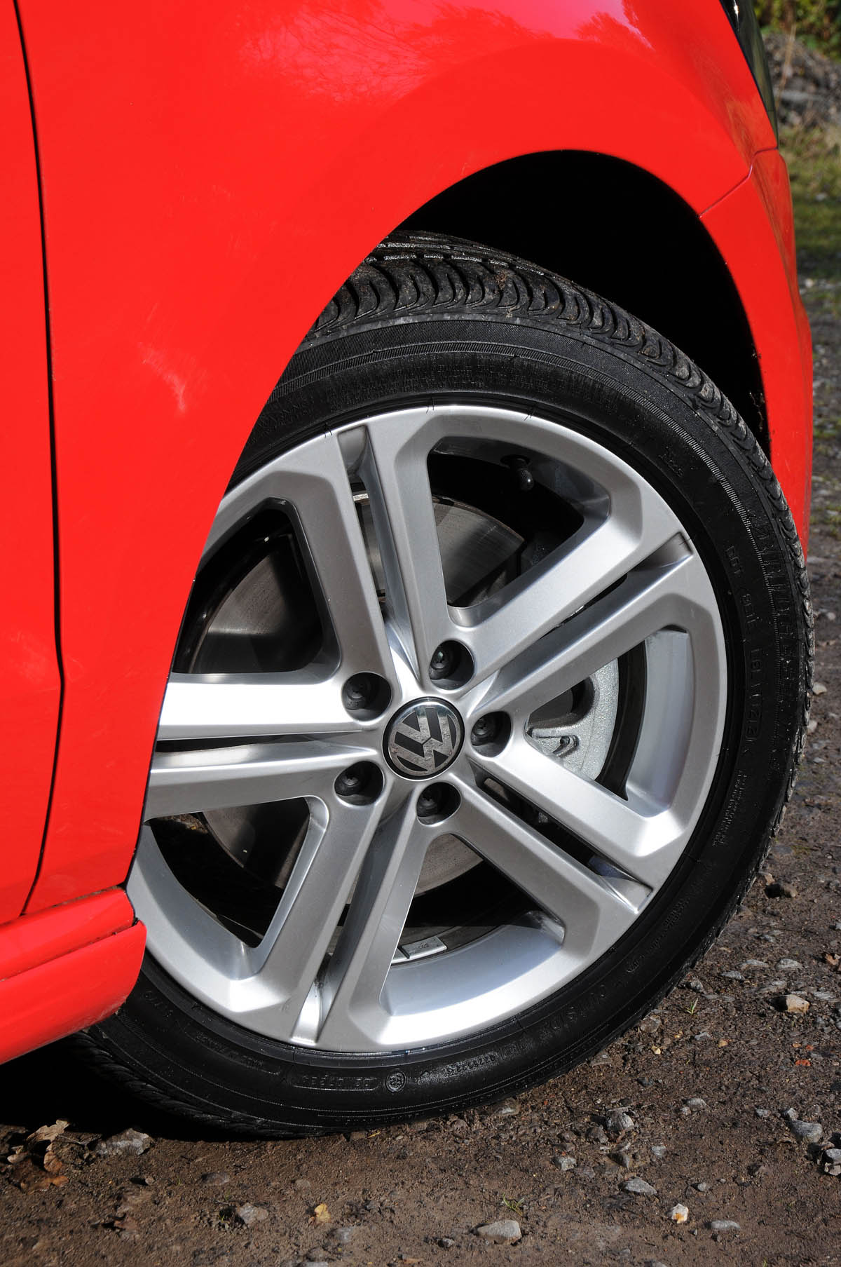 Volkswagen Polo R-line alloy wheel