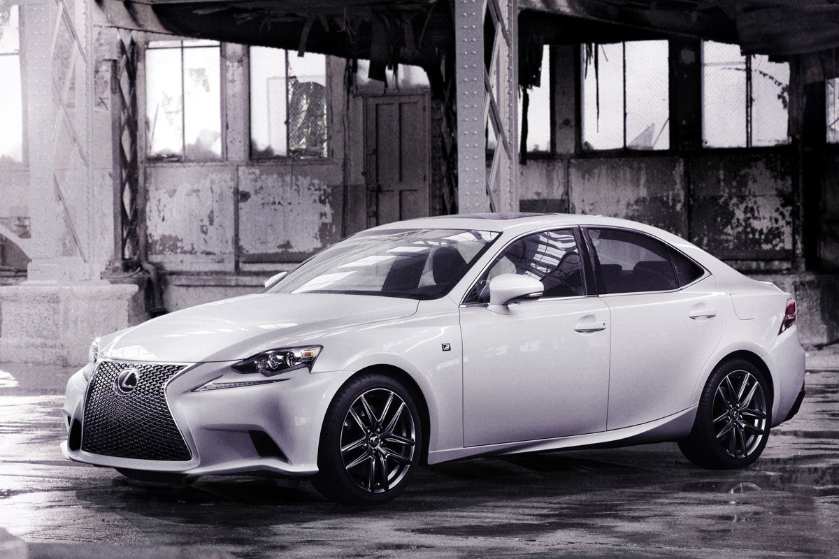 Lexus IS F-Sport unveiled