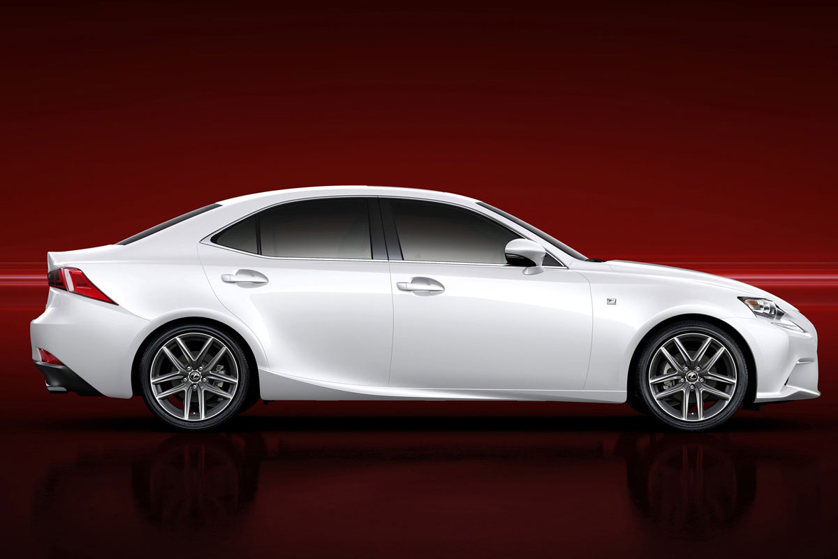 Lexus IS F-Sport unveiled