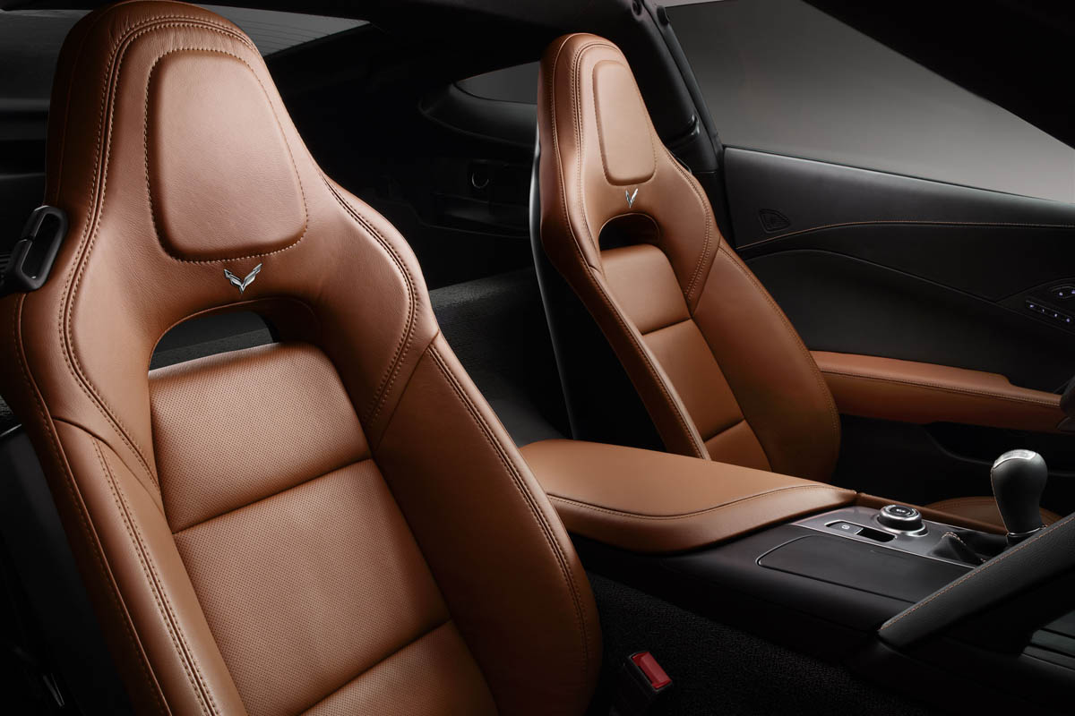 2014 Chevrolet Corvette C7 Stingray interior front seats
