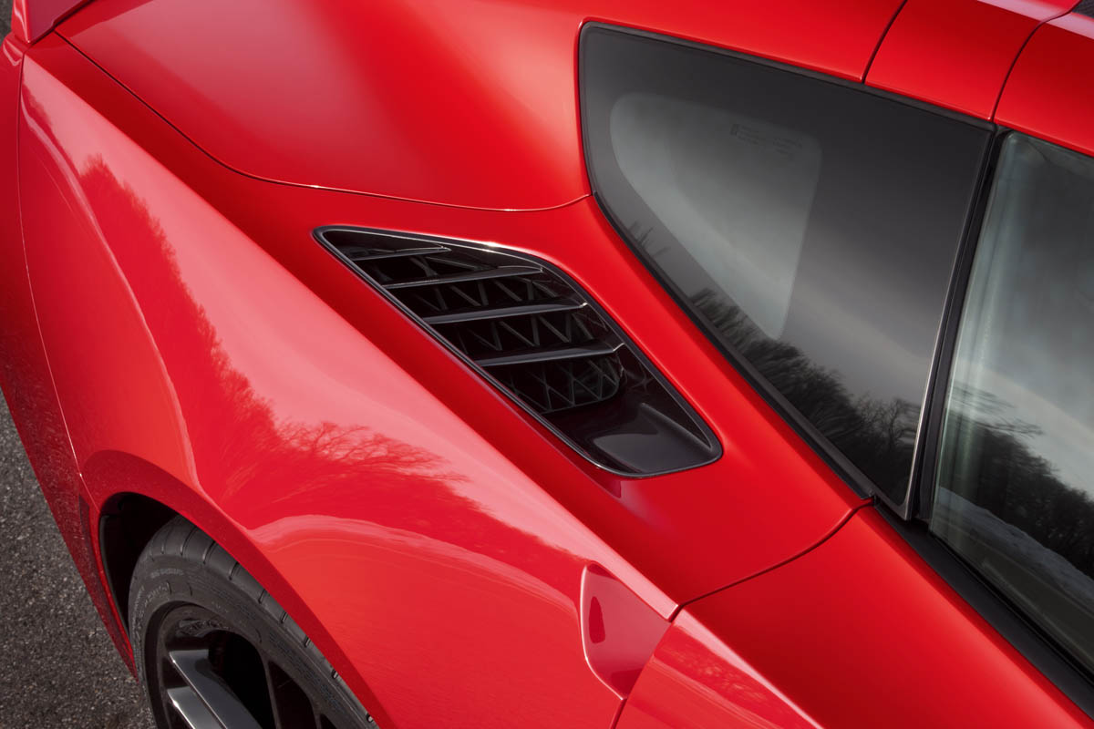 2014 Chevrolet Corvette C7 Stingray vent grille
