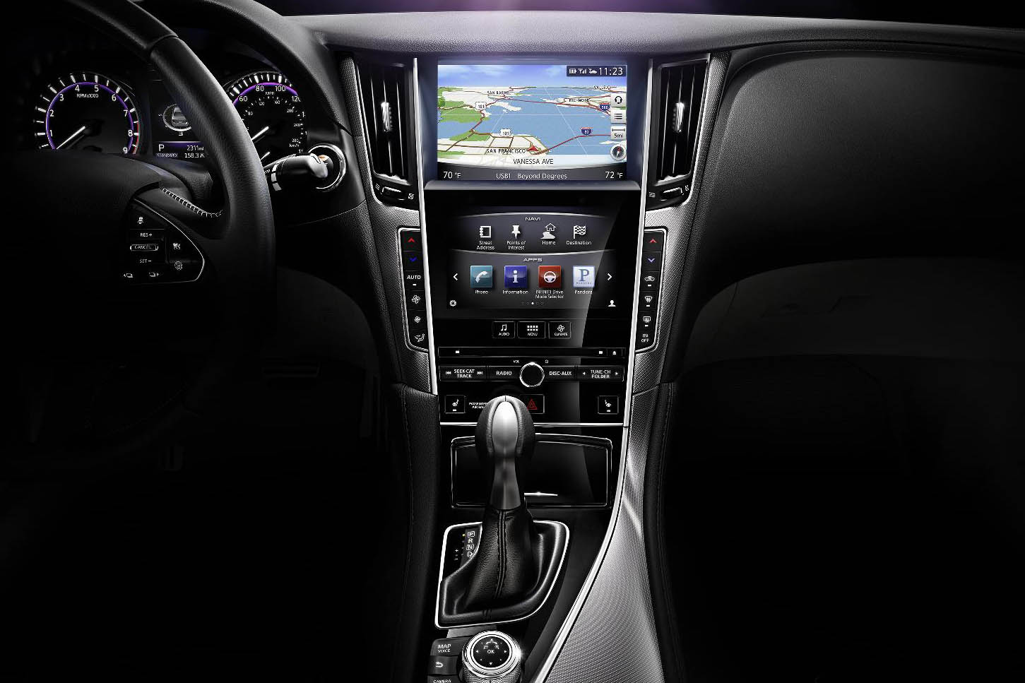 Infiniti Q50 sports saloon interior apps touchscreen
