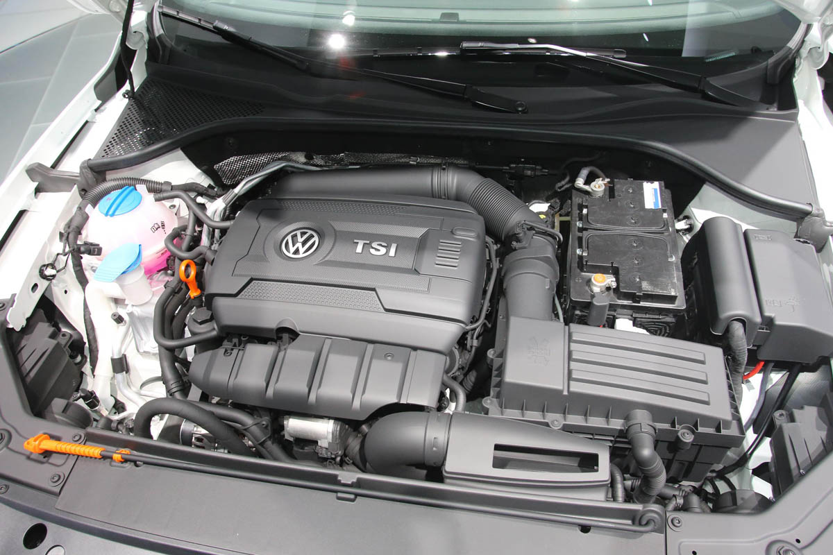 Volkswagen Passat Performance Concept TSI engine