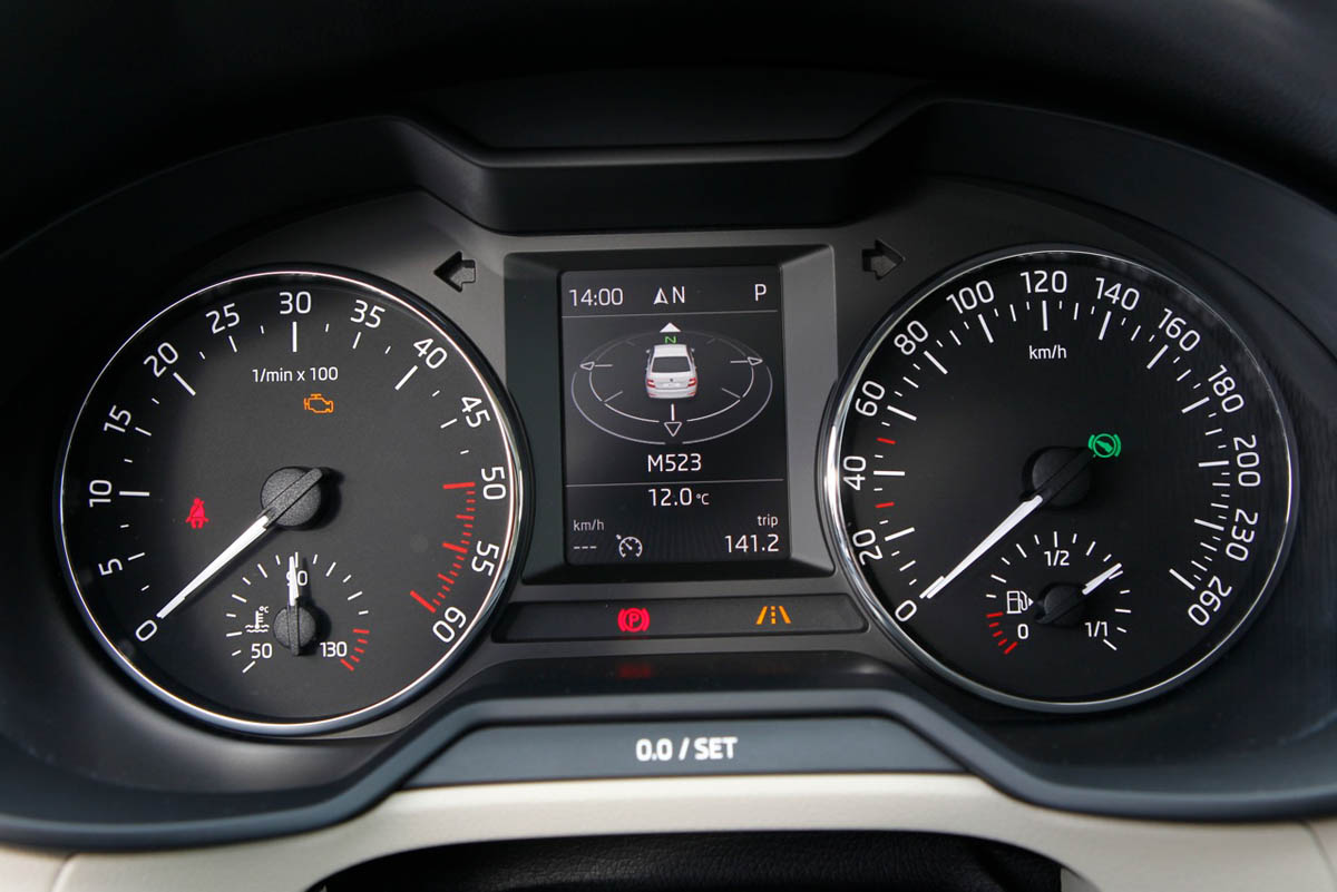 2013 Skoda Octavia dials