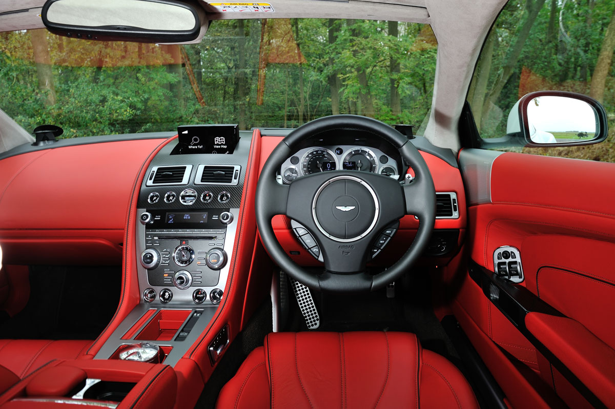 Maserati GranTurismo Sport v Mercedes CLS 63 AMG, BMW M6, Aston Martin DB9 and Bentley Continental GT Speed