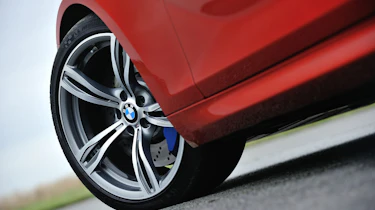 Maserati GranTurismo Sport v Mercedes CLS 63 AMG, BMW M6, Aston Martin DB9 and Bentley Continental GT Speed