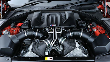 Maserati GranTurismo Sport v Mercedes CLS 63 AMG, BMW M6, Aston Martin DB9 and Bentley Continental GT Speed