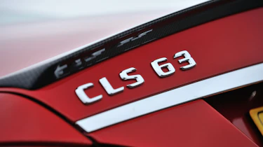 Maserati GranTurismo Sport v Mercedes CLS 63 AMG, BMW M6, Aston Martin DB9 and Bentley Continental GT Speed