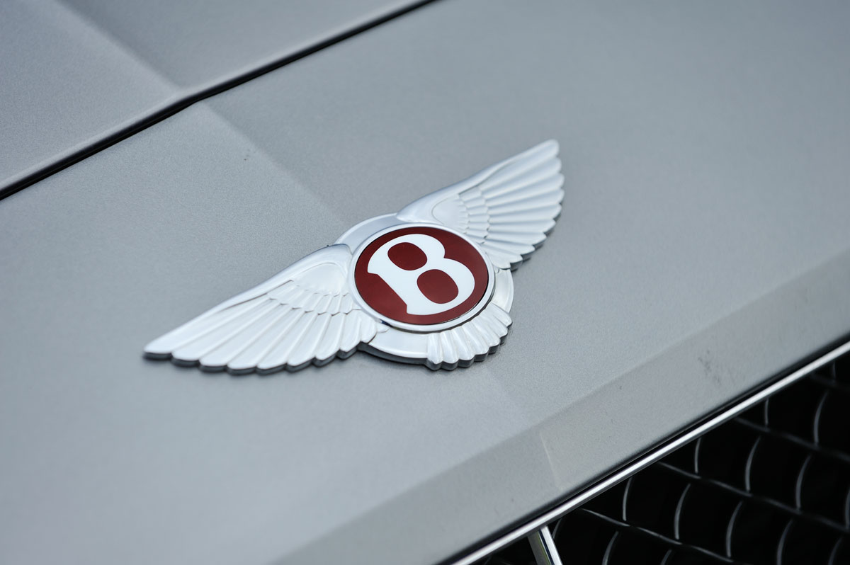 Maserati GranTurismo Sport v Mercedes CLS 63 AMG, BMW M6, Aston Martin DB9 and Bentley Continental GT Speed