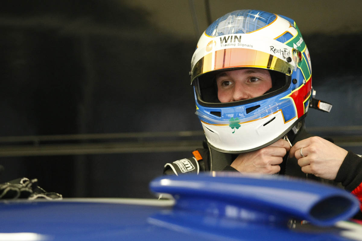 Ash Miller budding racing driver blog Renault Clio Cup