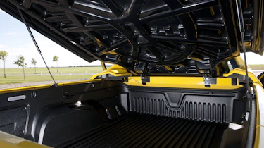 Vauxhall Maloo load bay