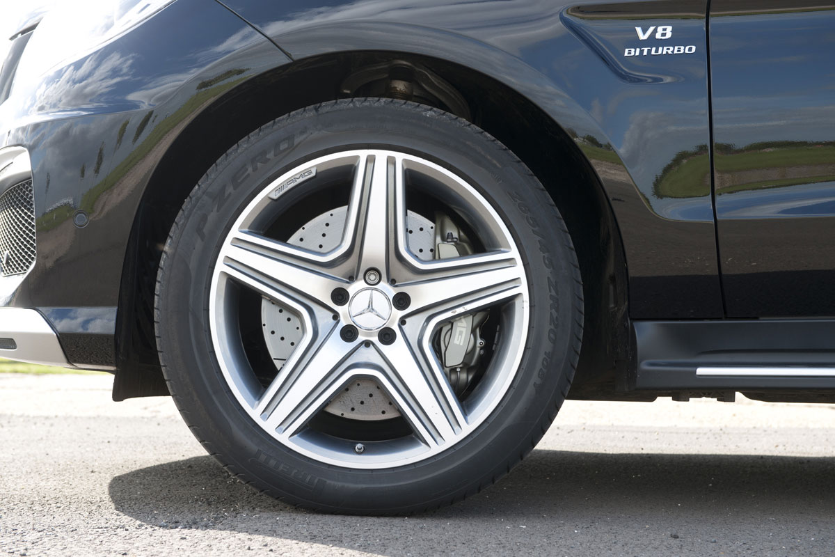 Mercedes ML63 AMG wheel