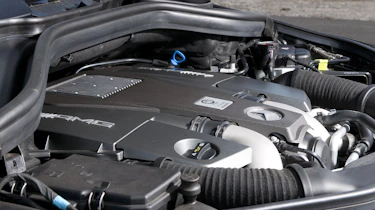 Mercedes ML63 AMG engine
