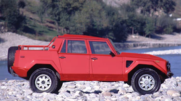 Lamborghini LM002