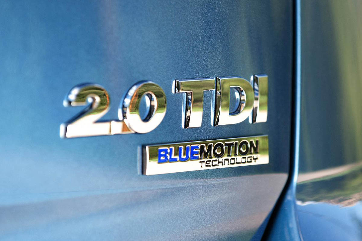 Volkswagen Golf 2.0 TDI GT badge