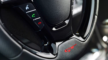 Kia Cee'd and Procee'd GT steering wheel