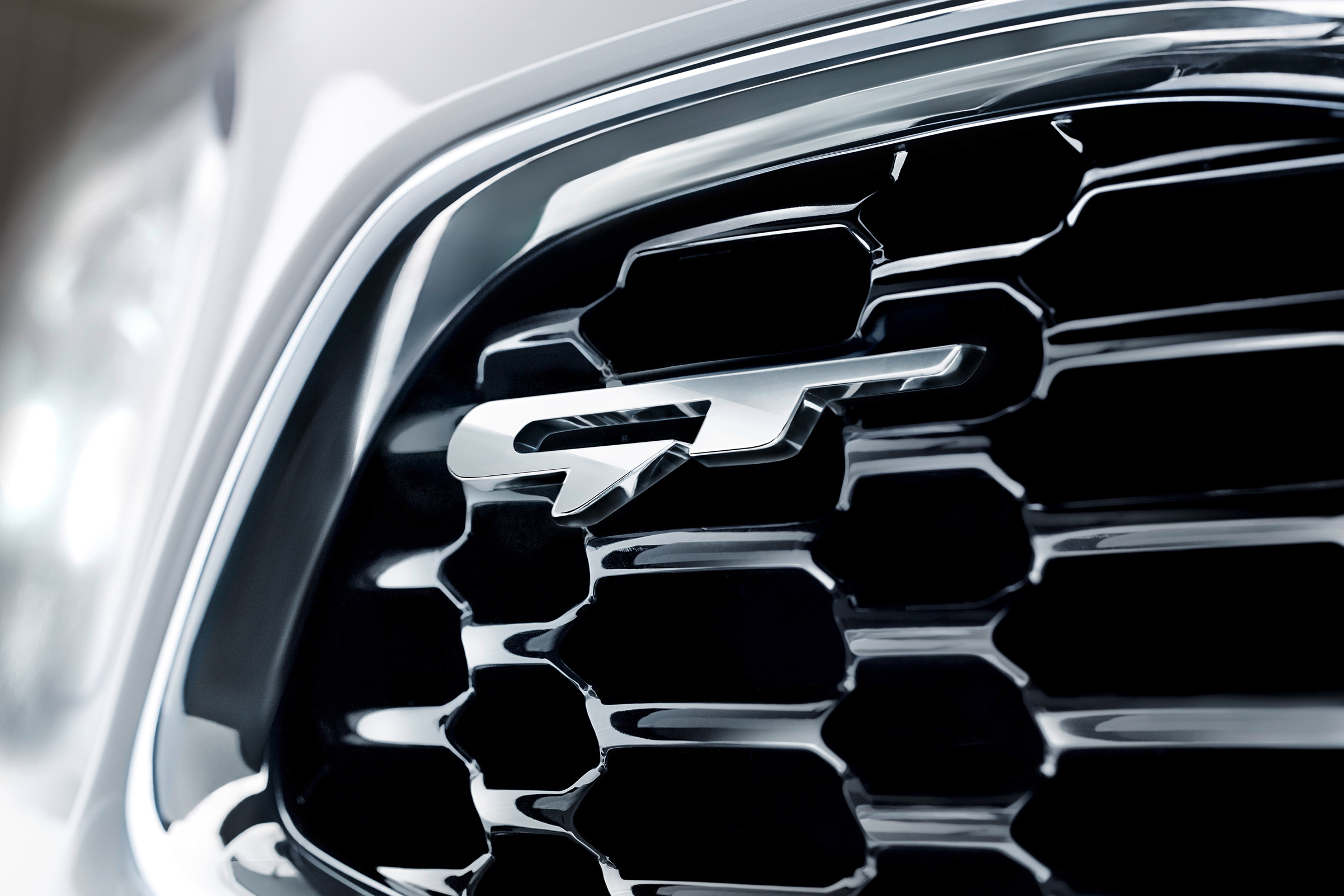 Kia Cee'd and Procee'd GT grille badge