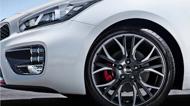 Kia Cee'd and Procee'd GT alloy wheel