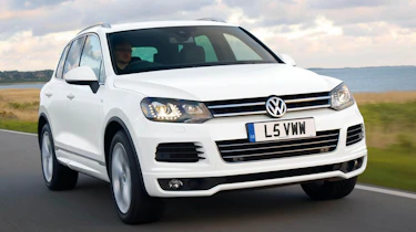 Volkswagen Touareg R-line white front view