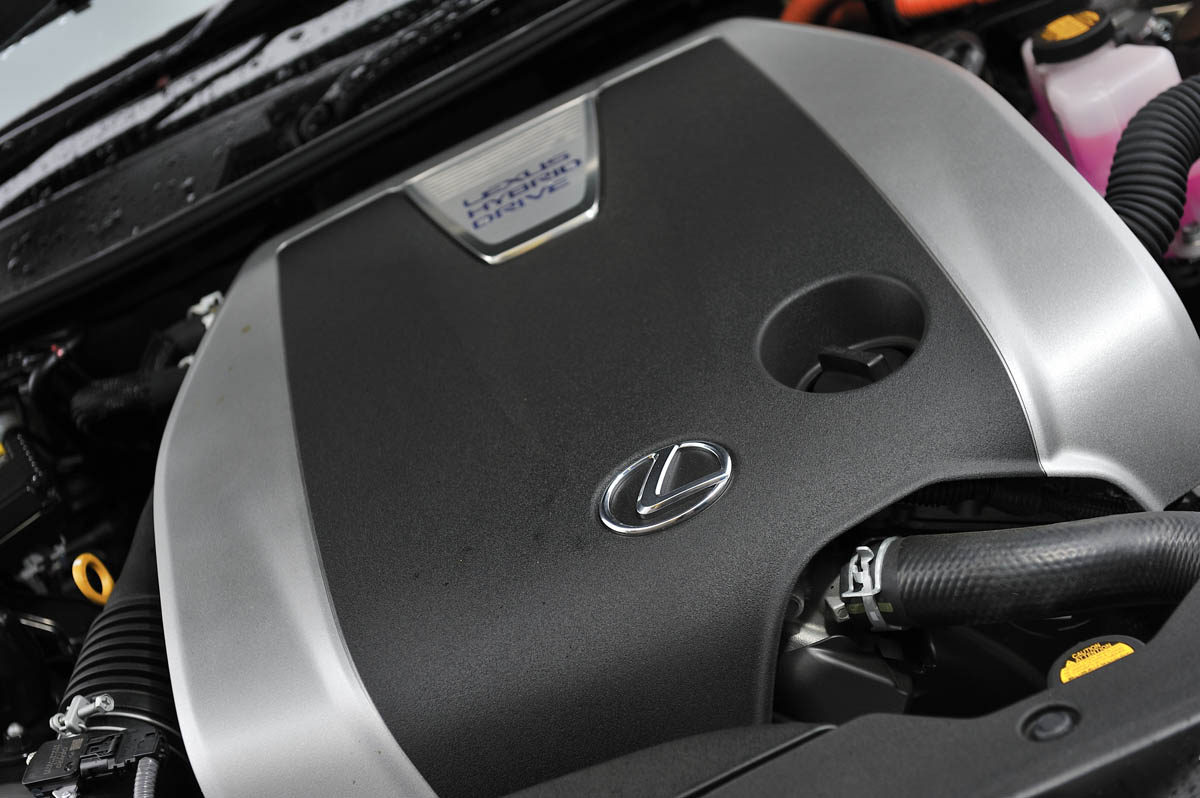2012 Lexus GS450h F Sport V6 petrol engine