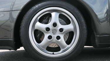Porsche 993 Carrera (1993-1998)