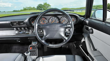 Porsche 993 Carrera (1993-1998)