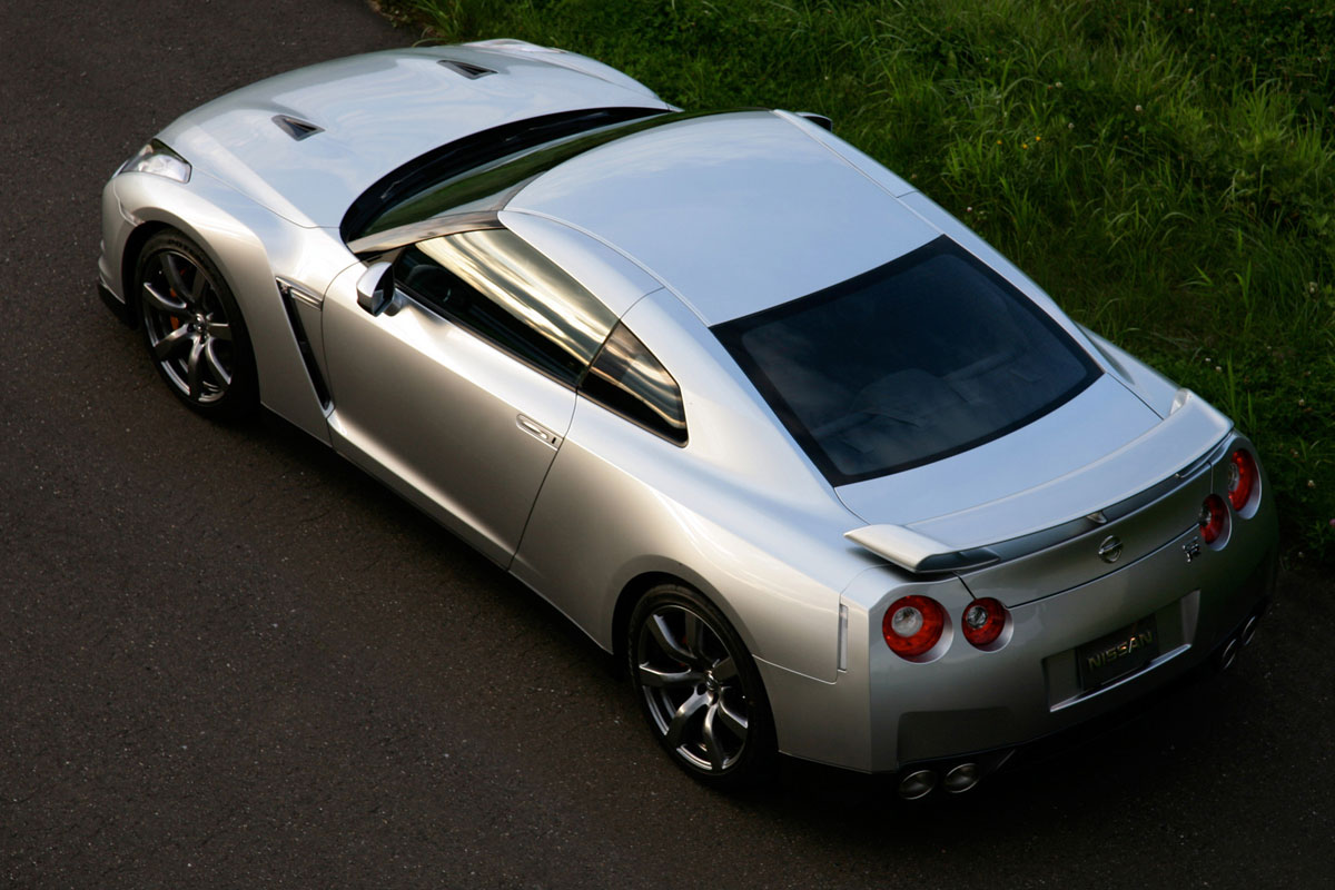 Nissan GT-R