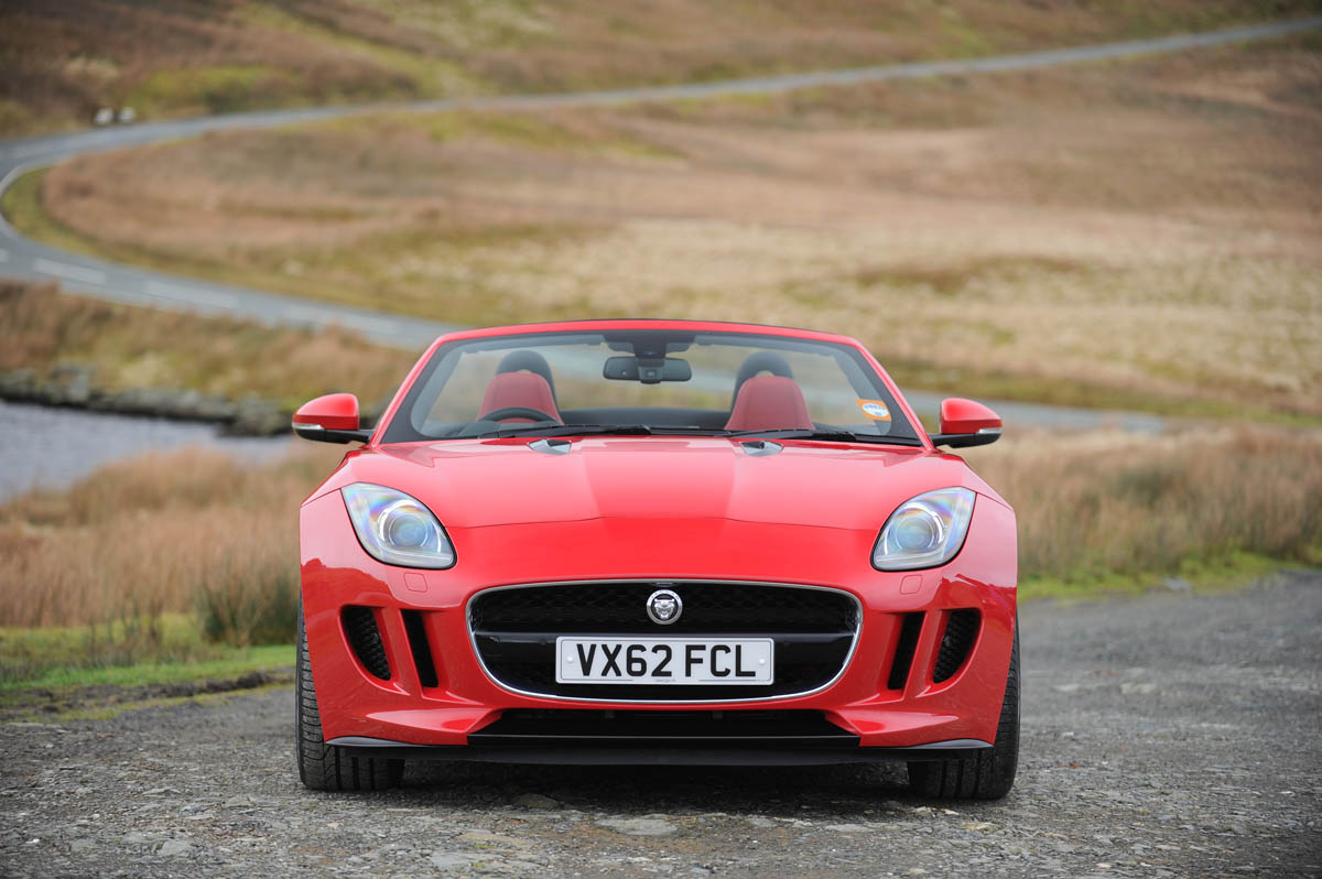 Jaguar F-type Roadster