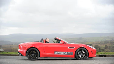 Jaguar F-type Roadster
