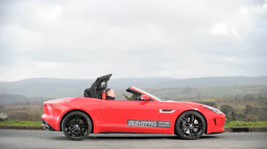 Jaguar F-type Roadster