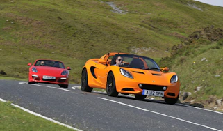 Porsche Boxster vs Lotus Elise S