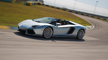 Lamborghini Aventador LP700-4 Roadster