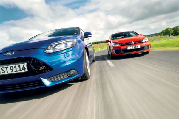 VW Golf GTI vs Ford Focus ST