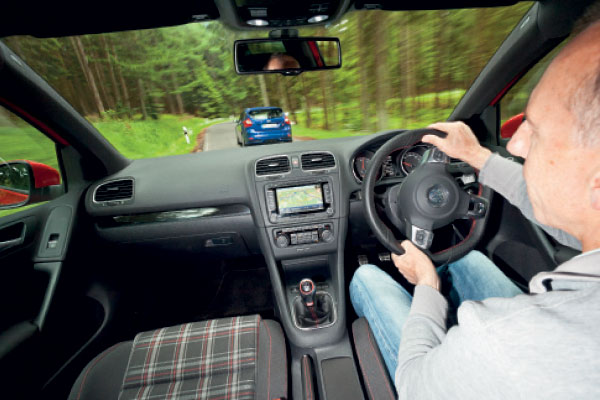 VW Golf GTI vs Ford Focus ST