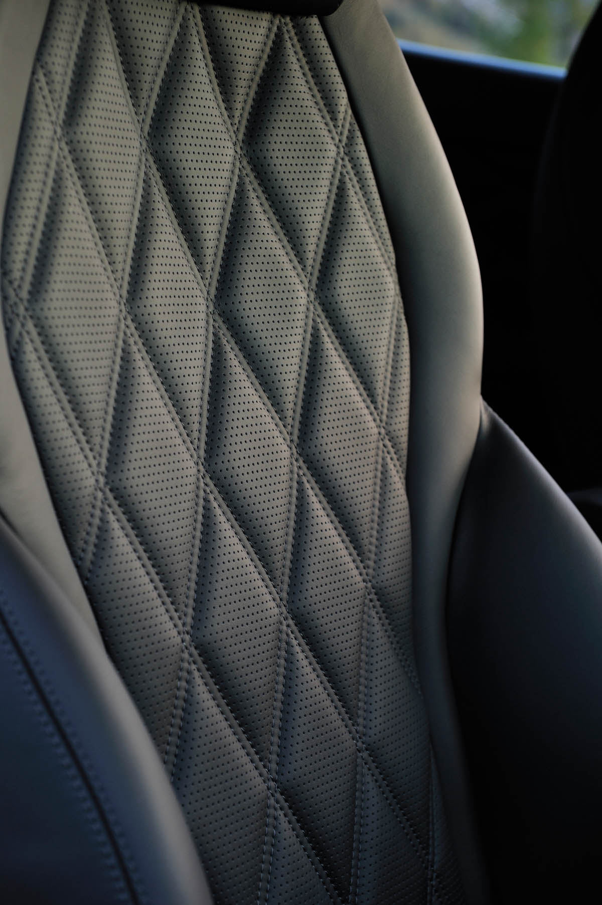 2013 Bentley Continental GT Speed quilted leather seat