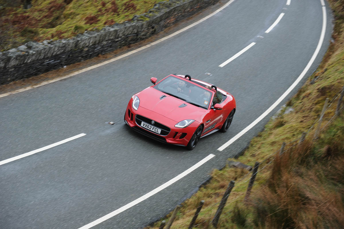 Jaguar F-type V8 S Roadster