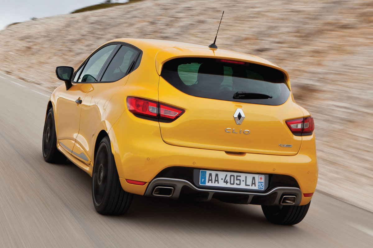 Renaultsport Clio 200 Turbo moving rear