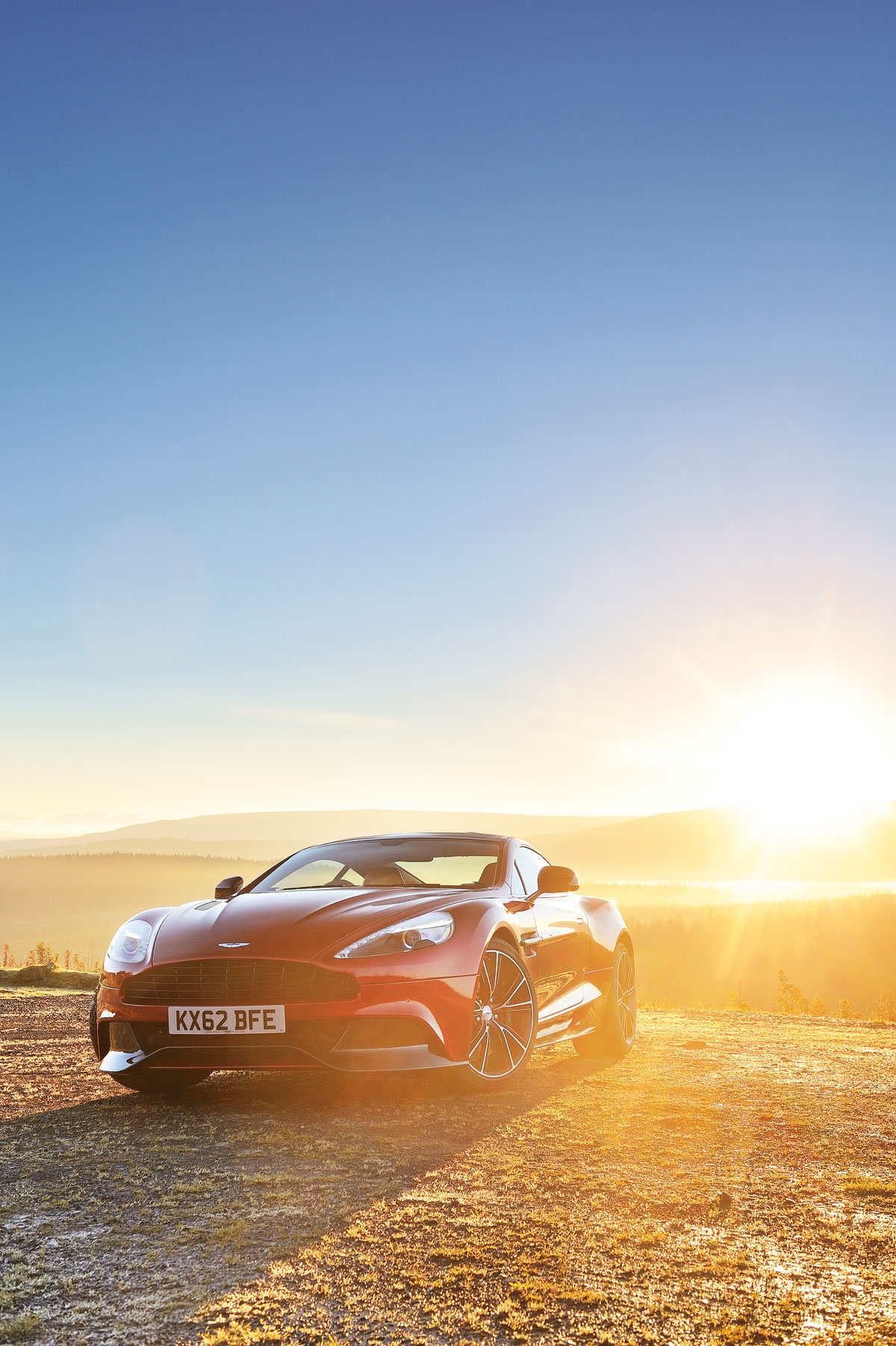 Aston Martin Vanquish (2012)