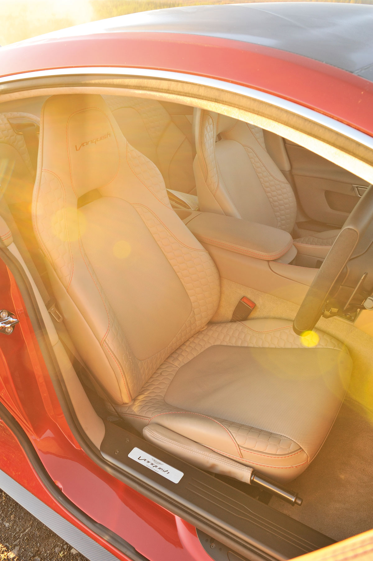 Aston Martin Vanquish interior