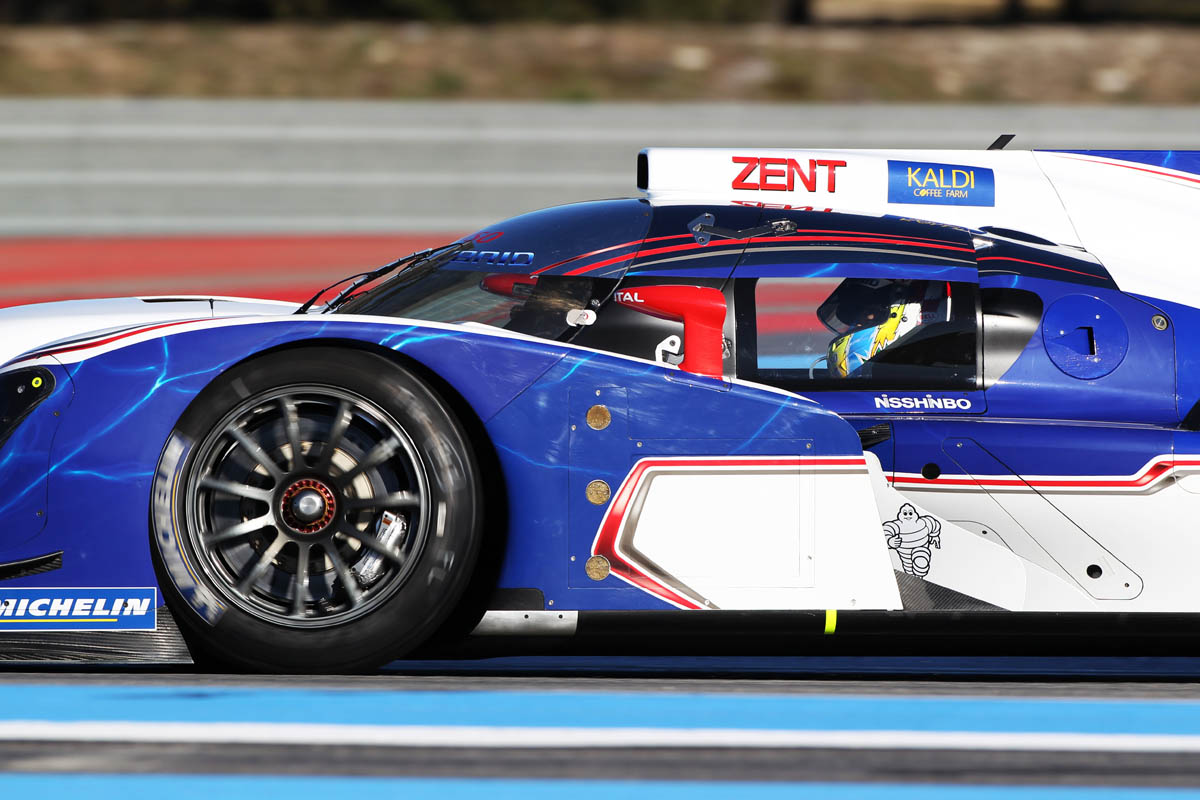 2013 Toyota TS030 Hybrid Le Mans car