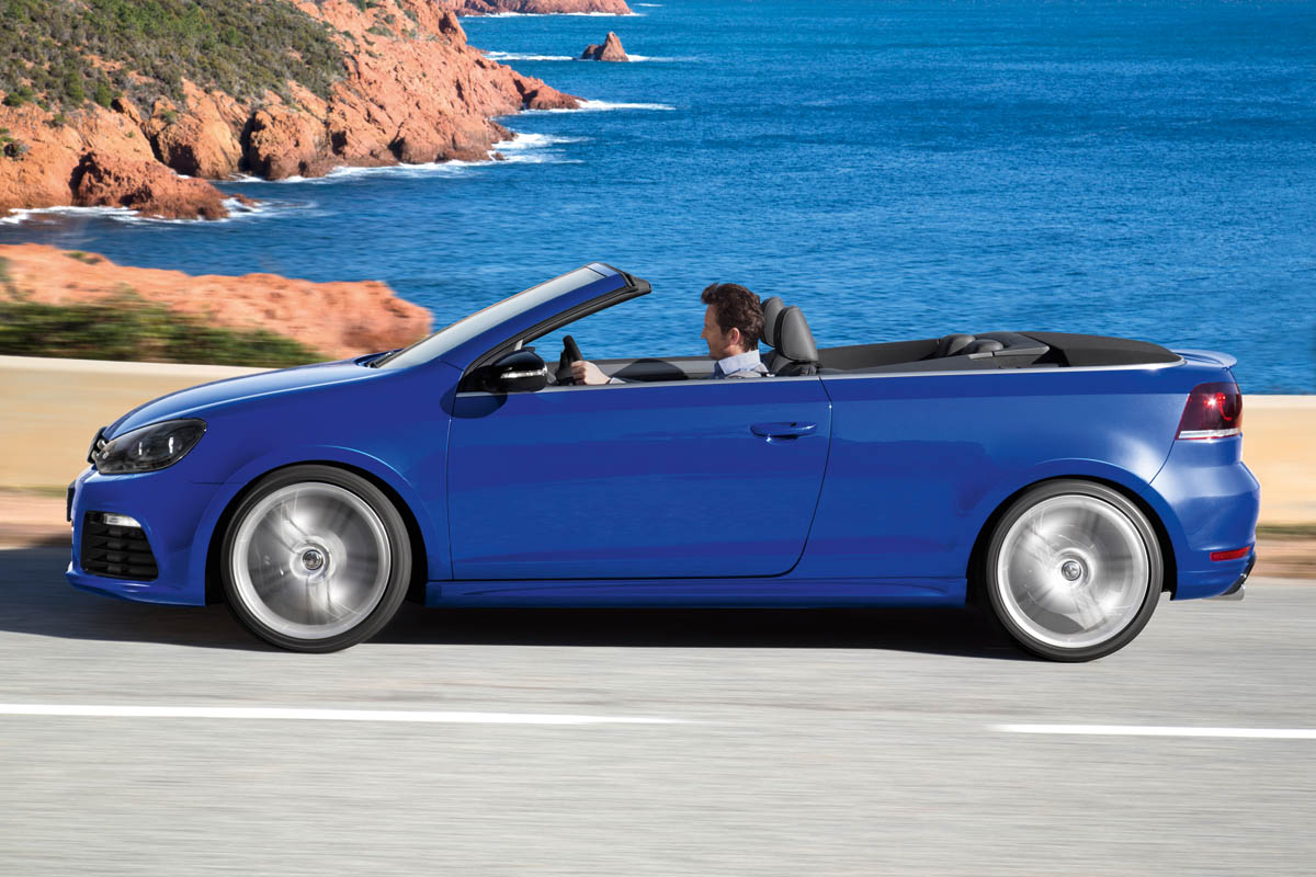 2013 Volkswagen Golf R Cabriolet side profile