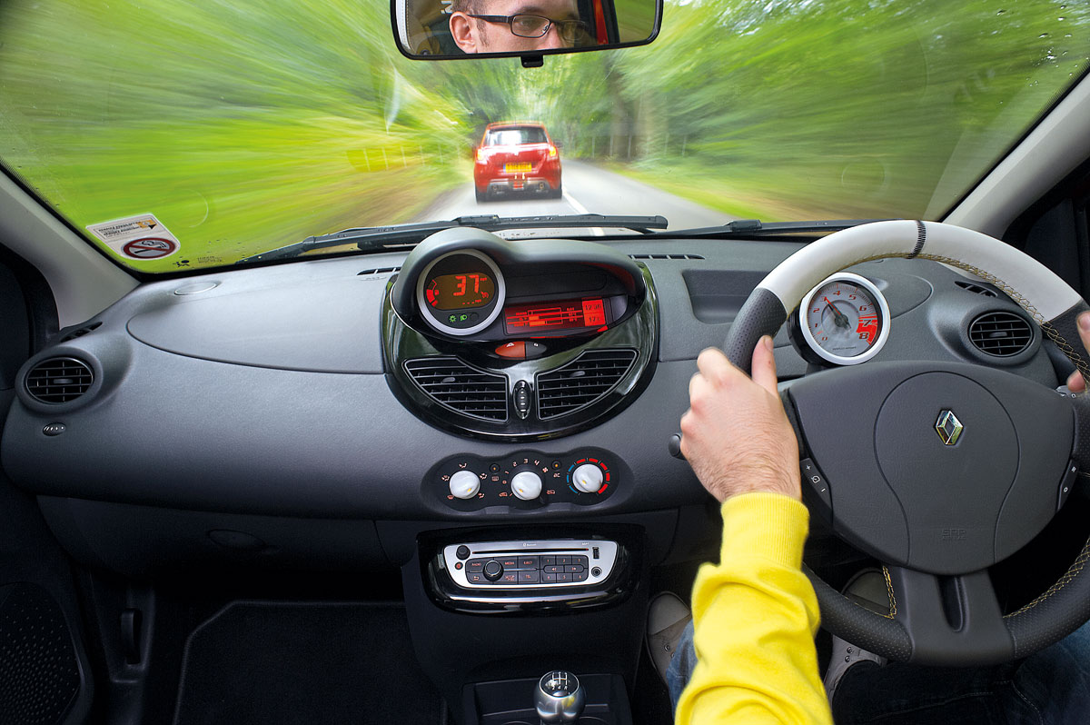 Renaultsport Twingo 133 driving