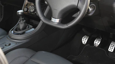 2013 Peugeot RCZ THP 200 GT interior dashboard