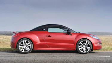 2013 Peugeot RCZ THP 200 GT side profile