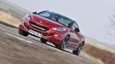 2013 Peugeot RCZ THP 200 GT front